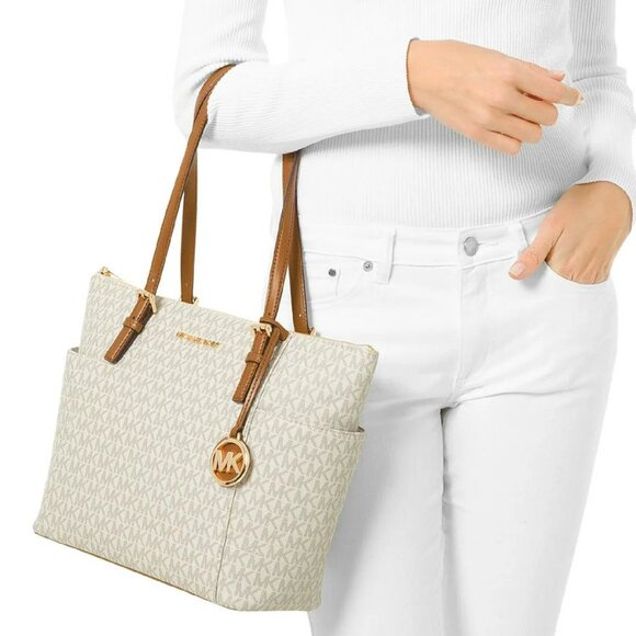 SALE! ✅ Michael Kors Jet Set EW Logo Tote Bag Vanilla / Acorn ⭐ NWT - Picture 9 of 17